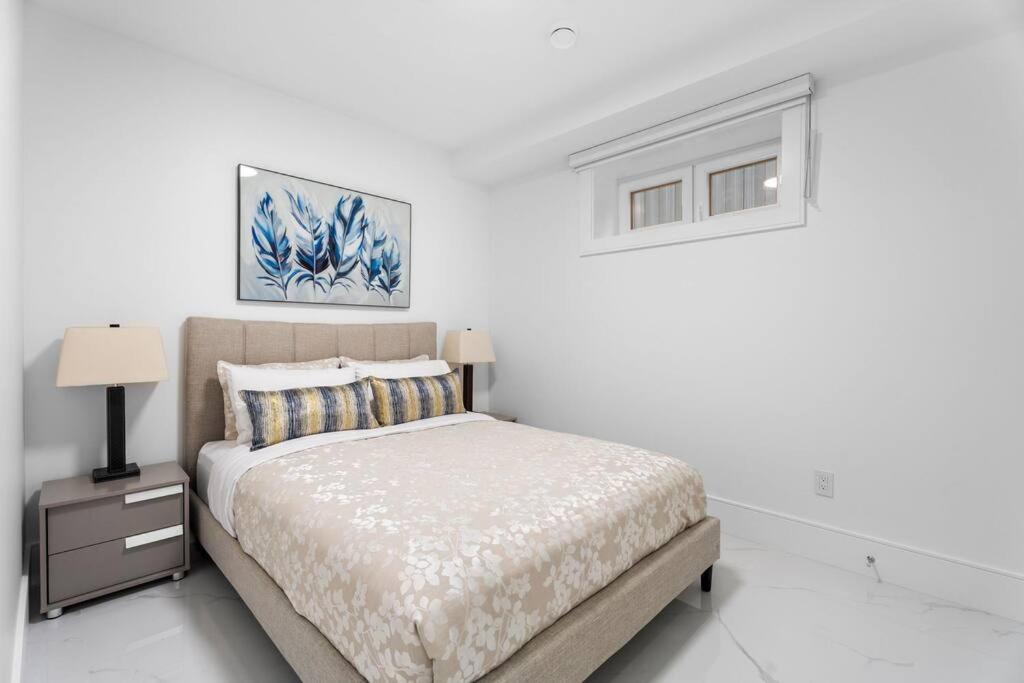 Brand New 2 Bedroom Point Grey Getaway 밴쿠버 외부 사진